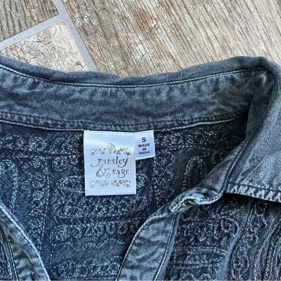 Parsley and Sage Boho Button Down Embroidered Shirt, Women’s Small. 100% Rayon. - Picture 2 of 9